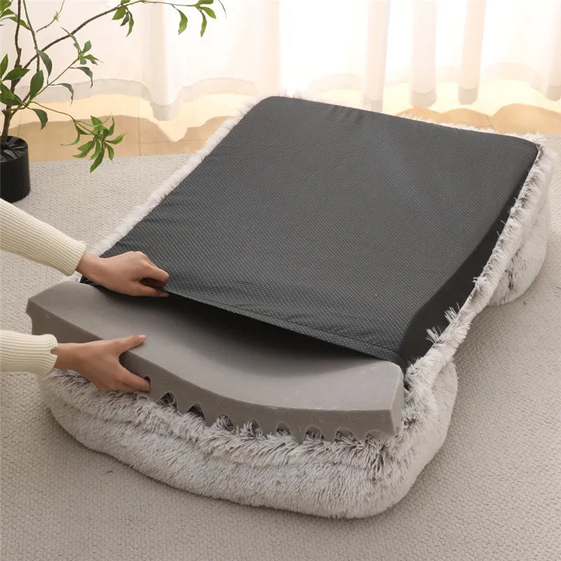 Coussin pour chien en peluche