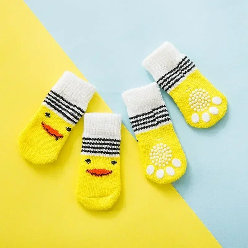 Chaussettes pour chien jaunes antidérapantes : confort et sécurité pour pattes sensibles
