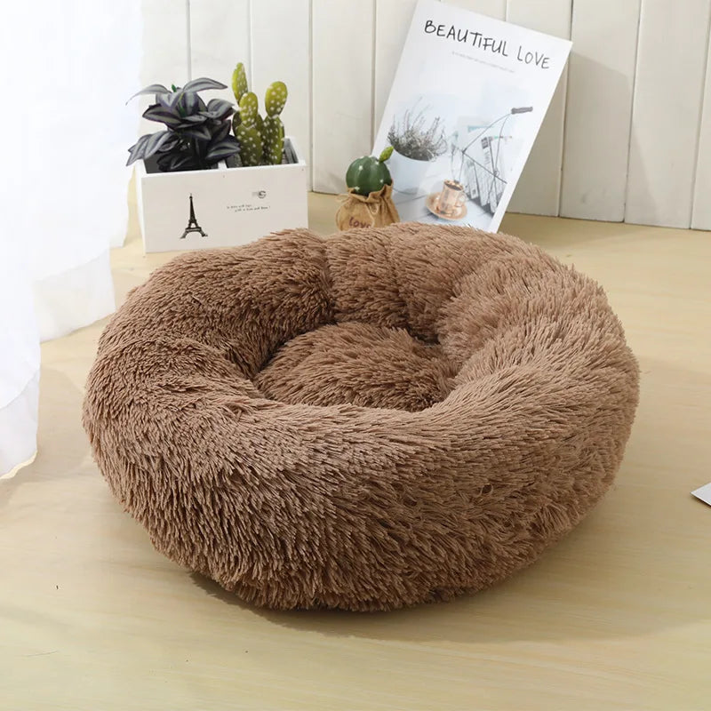 Lit rond en peluche pour chien