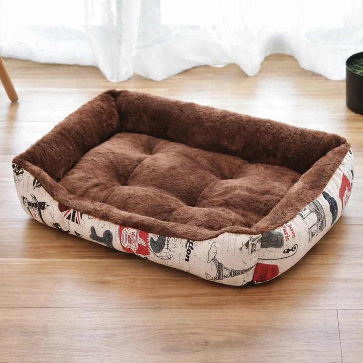 Coussin pour chien brun moelleux avec rebords épais et assise rembourrée